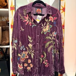 Johnny Was size M blouse